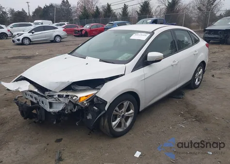 2016 Ford Focus Se z USA, uszkodzony, nr VIN 1FADP3F27GL201870